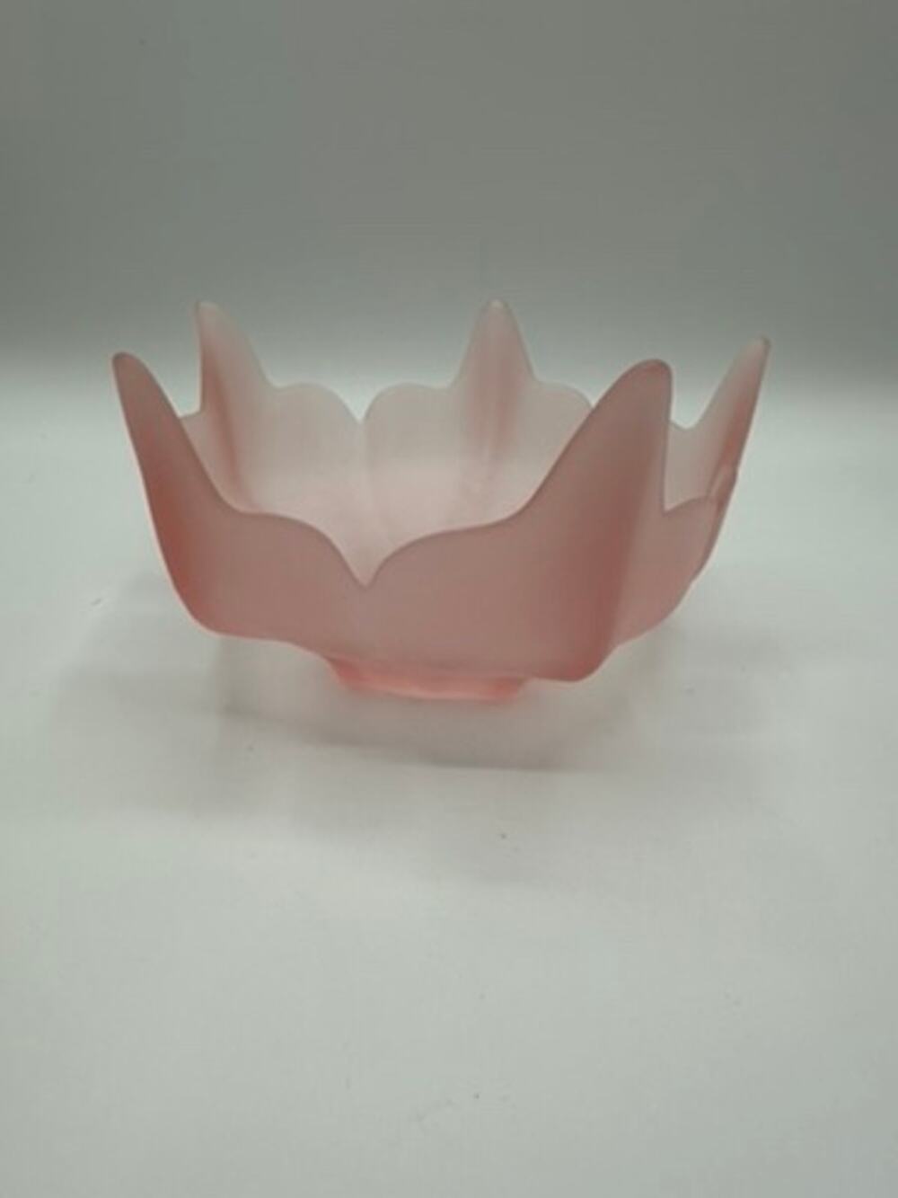 ✨ Vintage Viking Pink Satin Stockholm Lotus Bowl - MCM Art Glass ✨